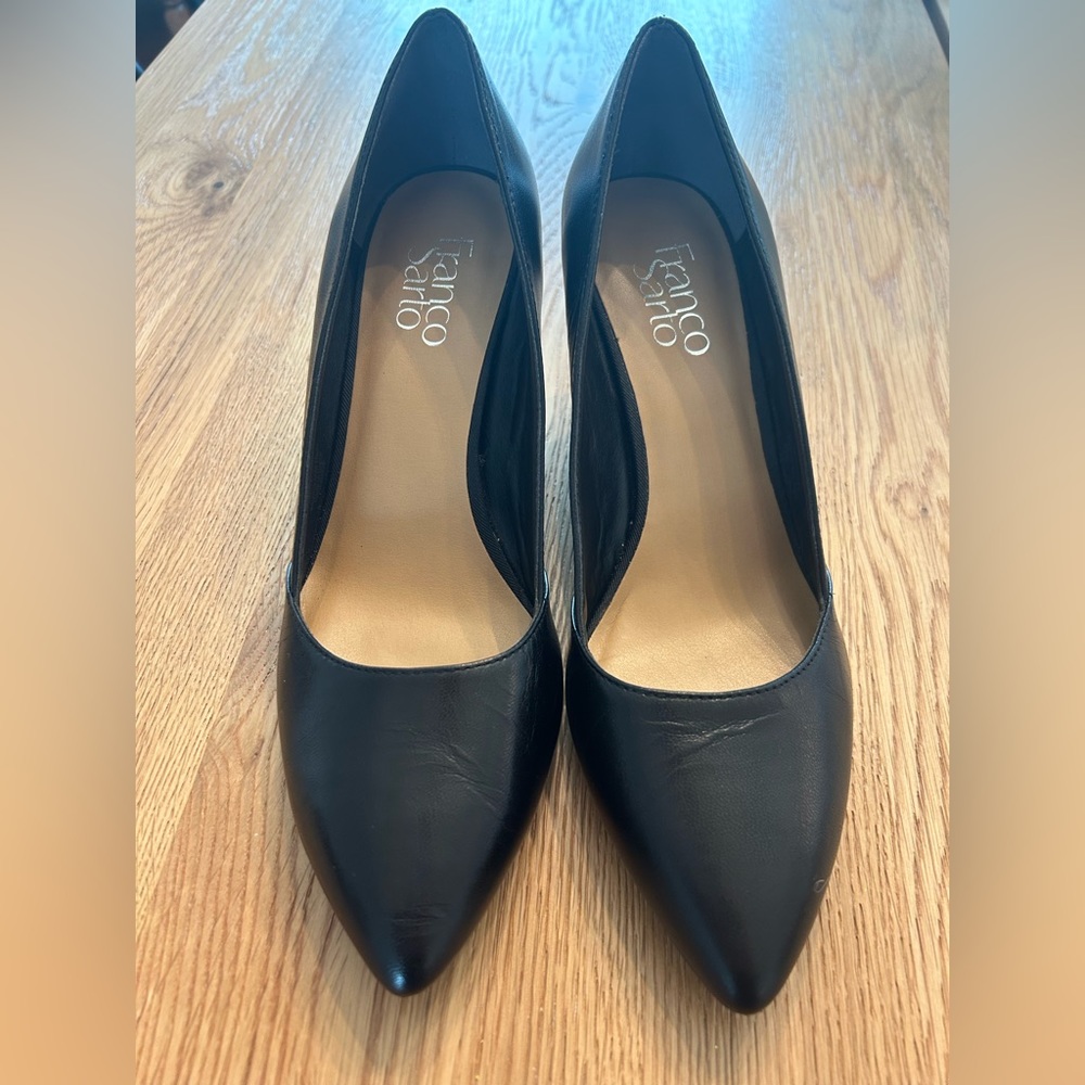 Franco Sarto Wedged Heel -size 8 black